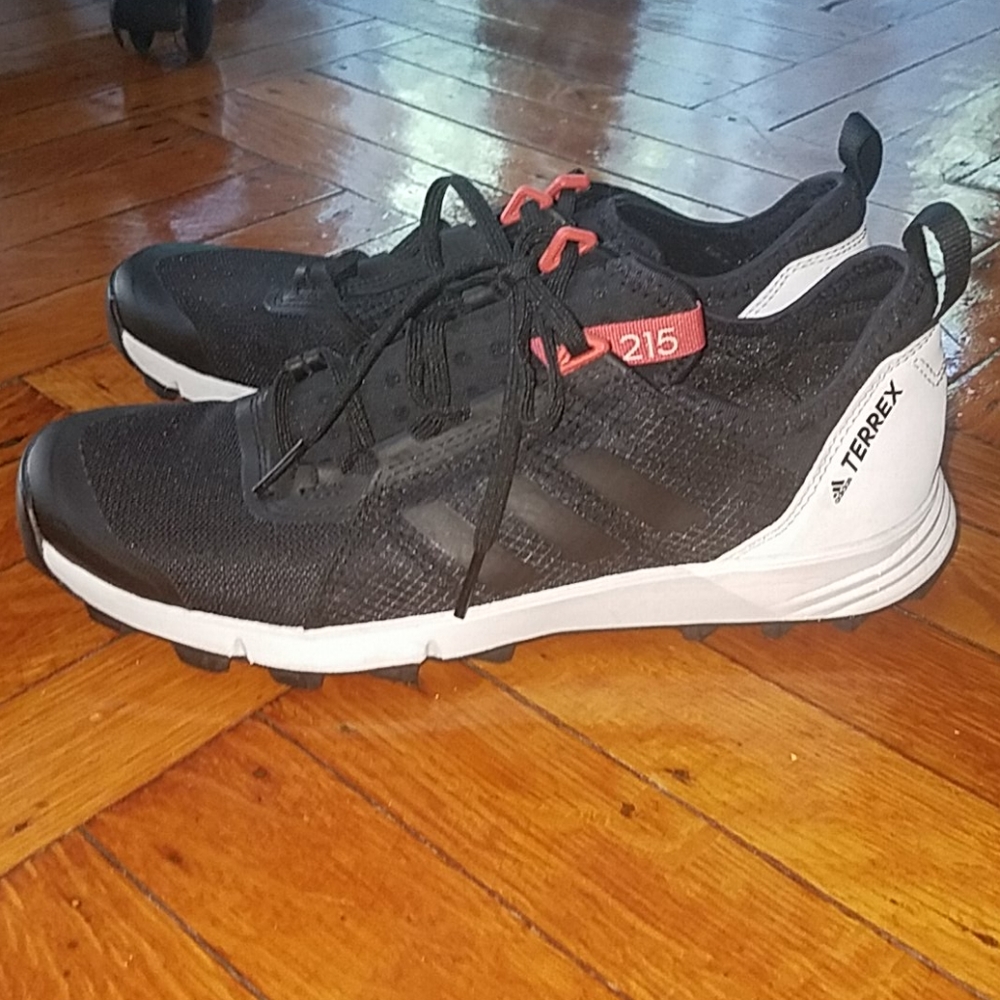 Adidas Terrex - image 2